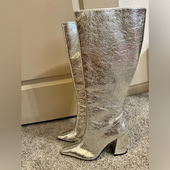 Knee high Metallic silver Steve Madden boots - Picture 5 of 5